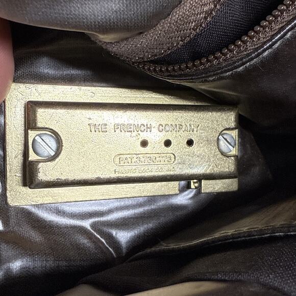 1970s The French Co Unicorn Countryside Vintage Suede and Tapestry Travel Bag - Picture 6 of 9